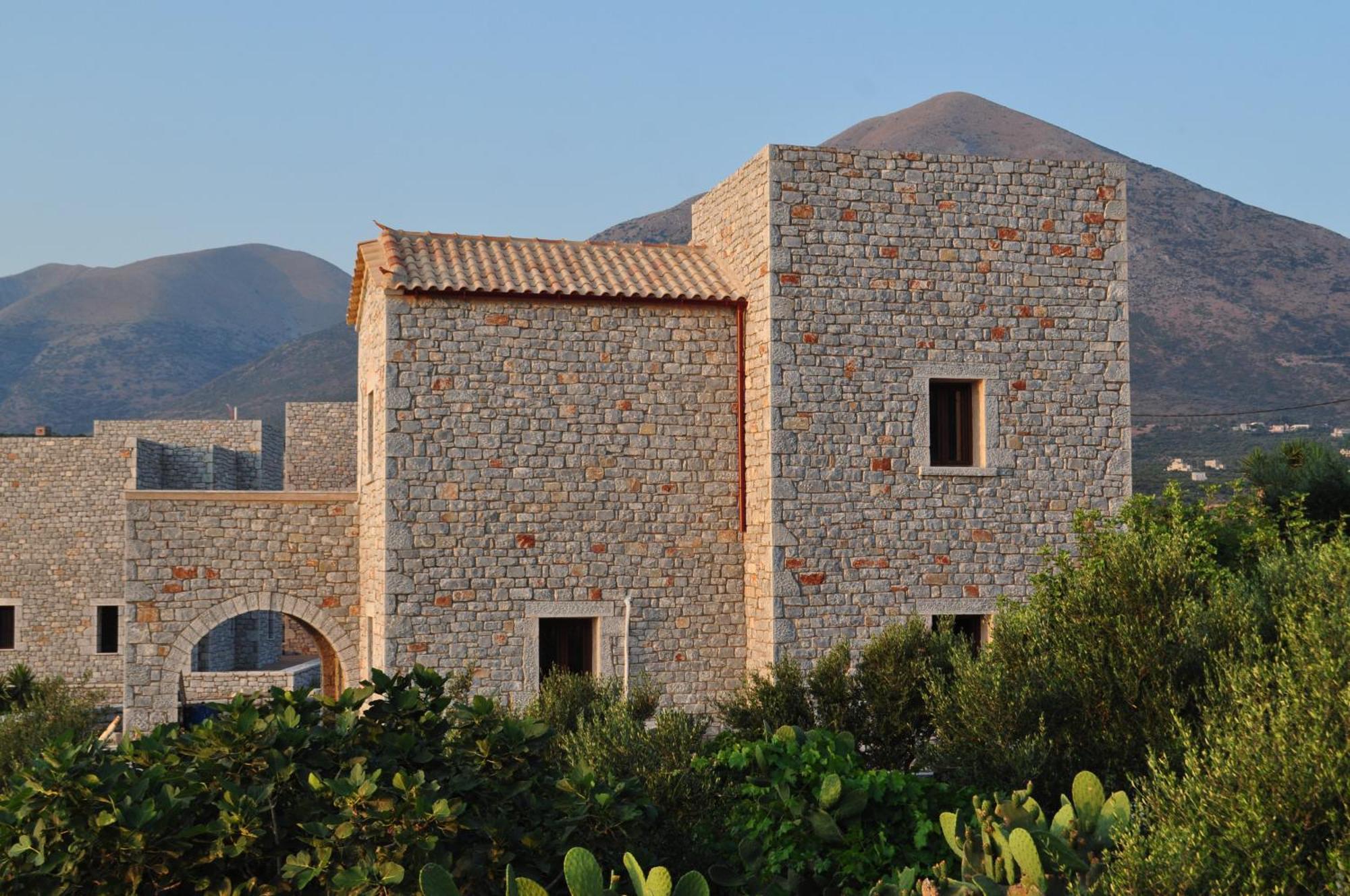 Athevillas Antonis Mina Exterior photo